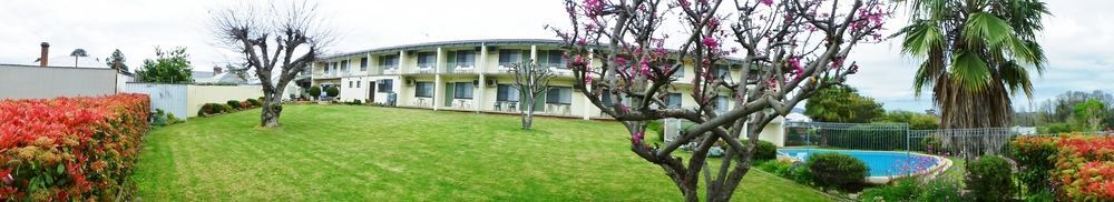 Harriet House Tumut Motel Eksteriør bilde